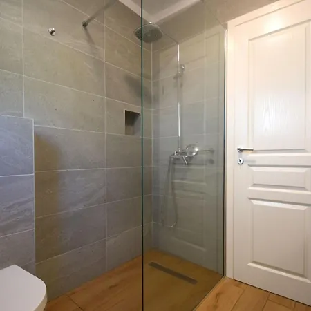 Apartment Julia2 Mit Eigenem Balkon By Interhome