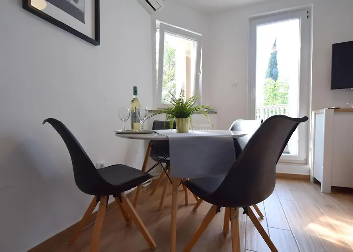 Julia2 Mit Eigenem Balkon By Interhome * Cizici