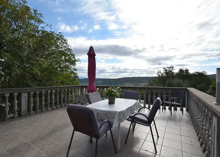 Apartment Julia2 Mit Eigenem Balkon By Interhome Cizici