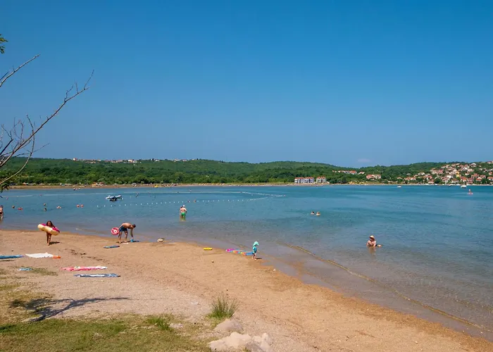 Julia2 Mit Eigenem Balkon By Interhome *