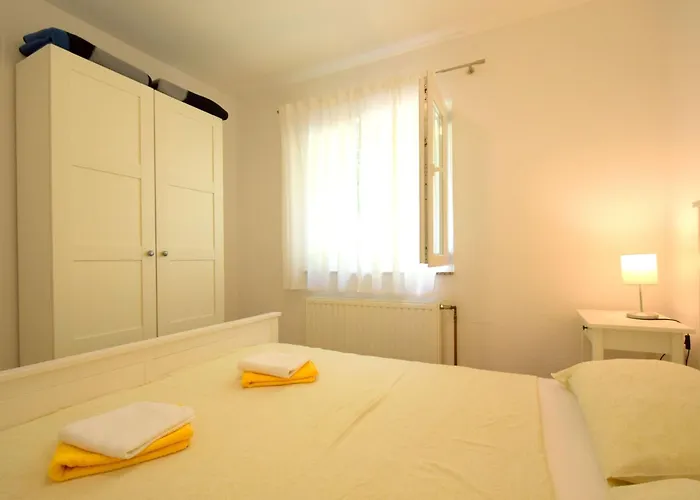 Julia2 Mit Eigenem Balkon By Interhome 公寓