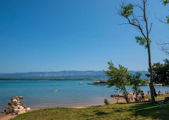 公寓 Julia2 Mit Eigenem Balkon By Interhome